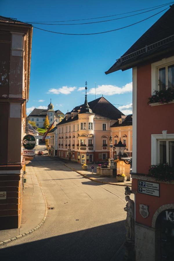 Hotel Restaurant Das Roessl Windischgarsten Exterior foto