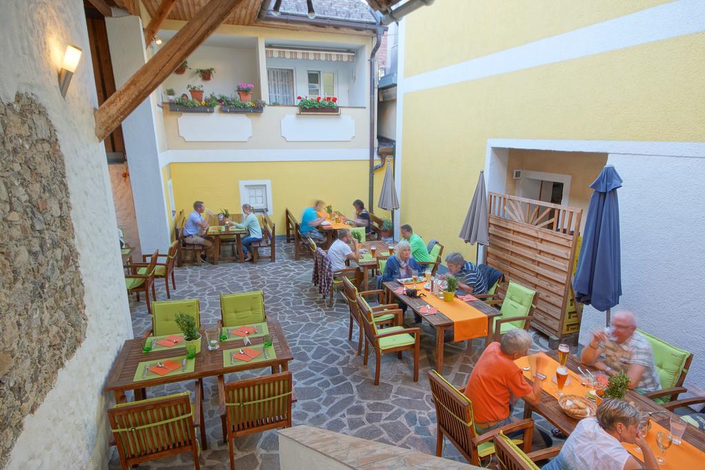 Hotel Restaurant Das Roessl Windischgarsten Exterior foto