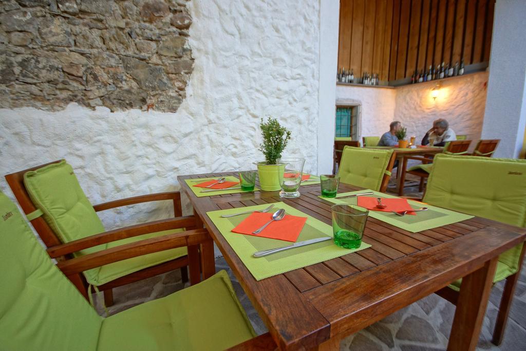Hotel Restaurant Das Roessl Windischgarsten Exterior foto